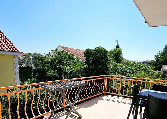 Eljka - With Terrace With Sea View 6 アパート オレビック