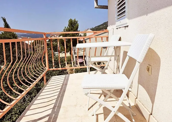 アパート Eljka - With Terrace With Sea View 6 オレビック