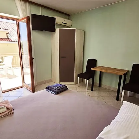 Apartment Eljka - With Terrace With Sea View 6